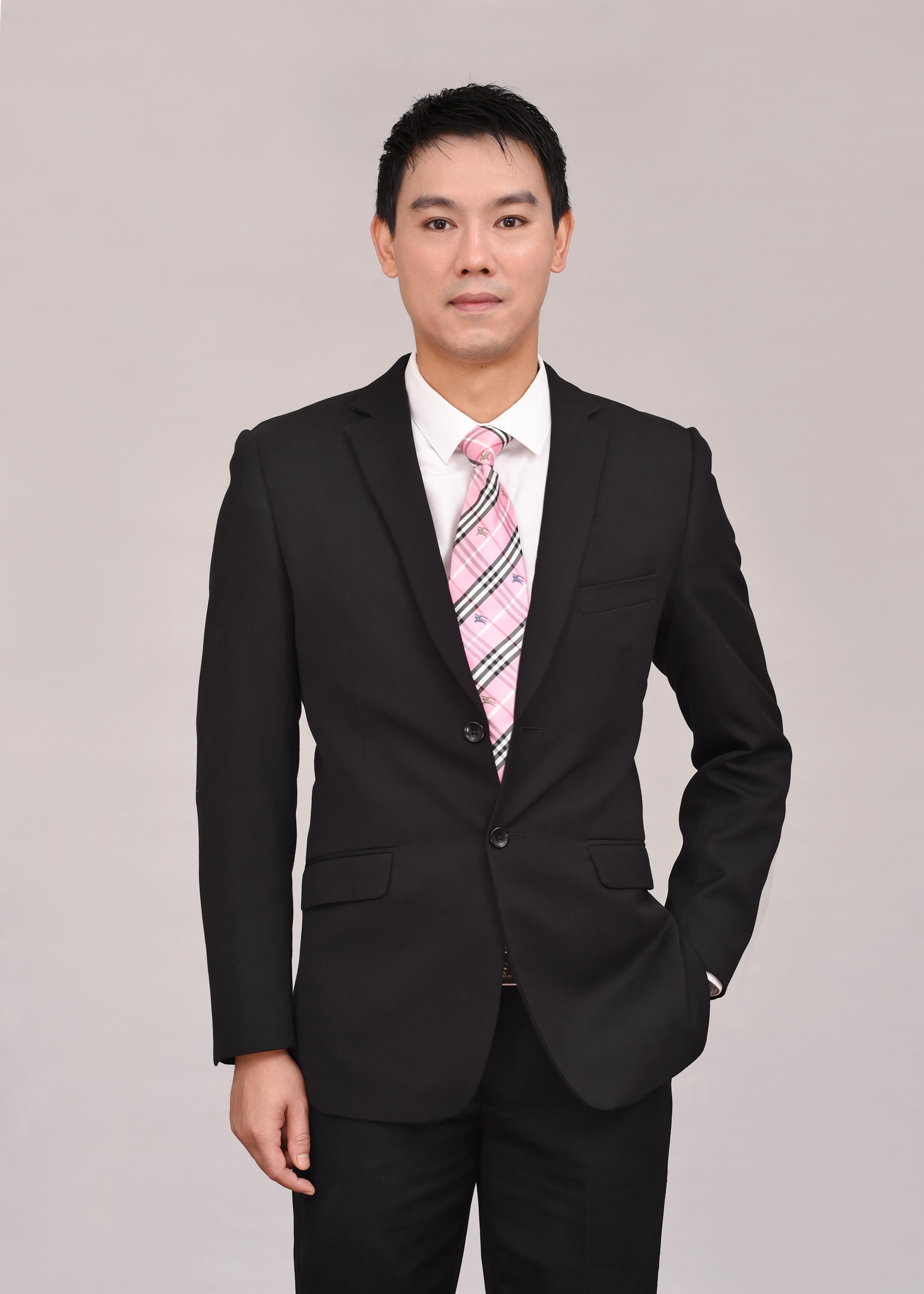 施总